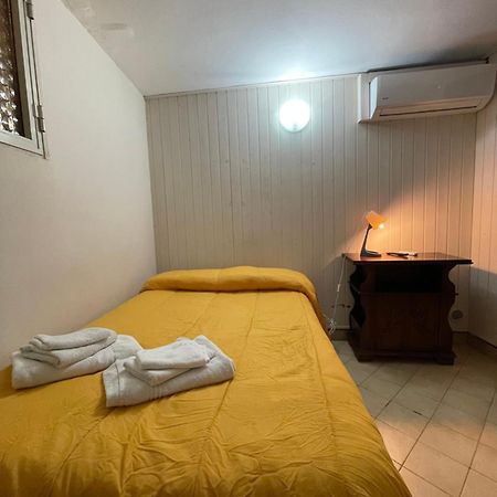 Normanni Central House Palermo Bagian luar foto