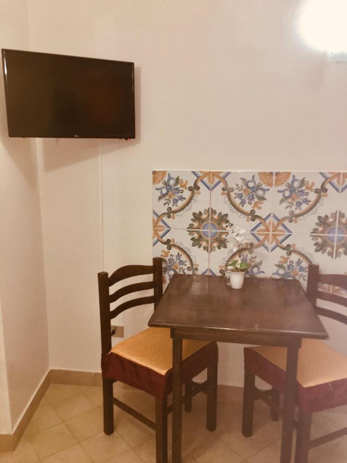 Normanni Central House Palermo Bagian luar foto