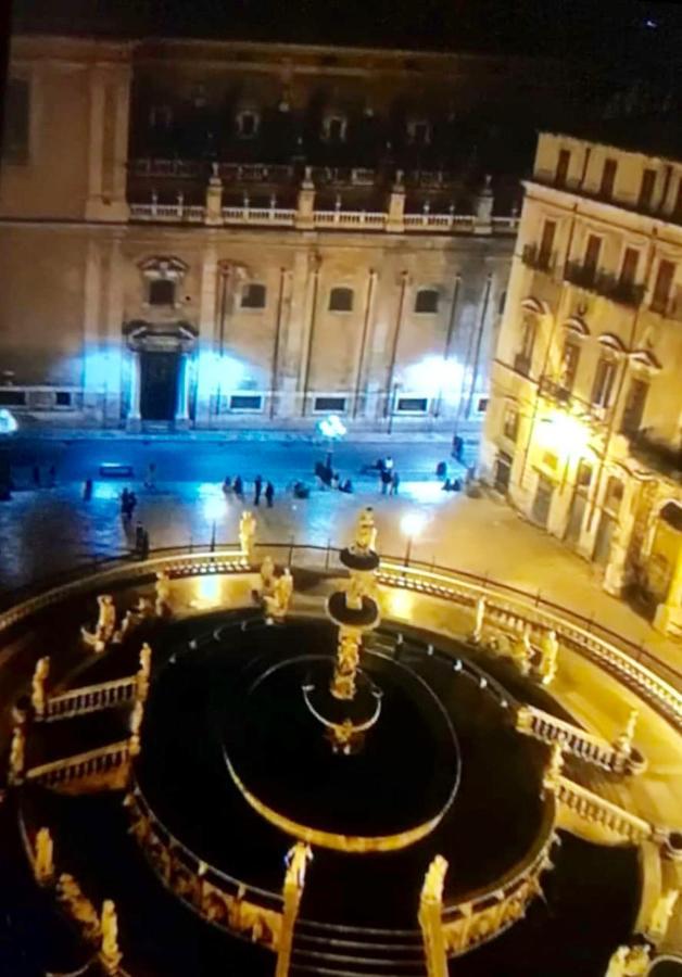 Normanni Central House Palermo Bagian luar foto
