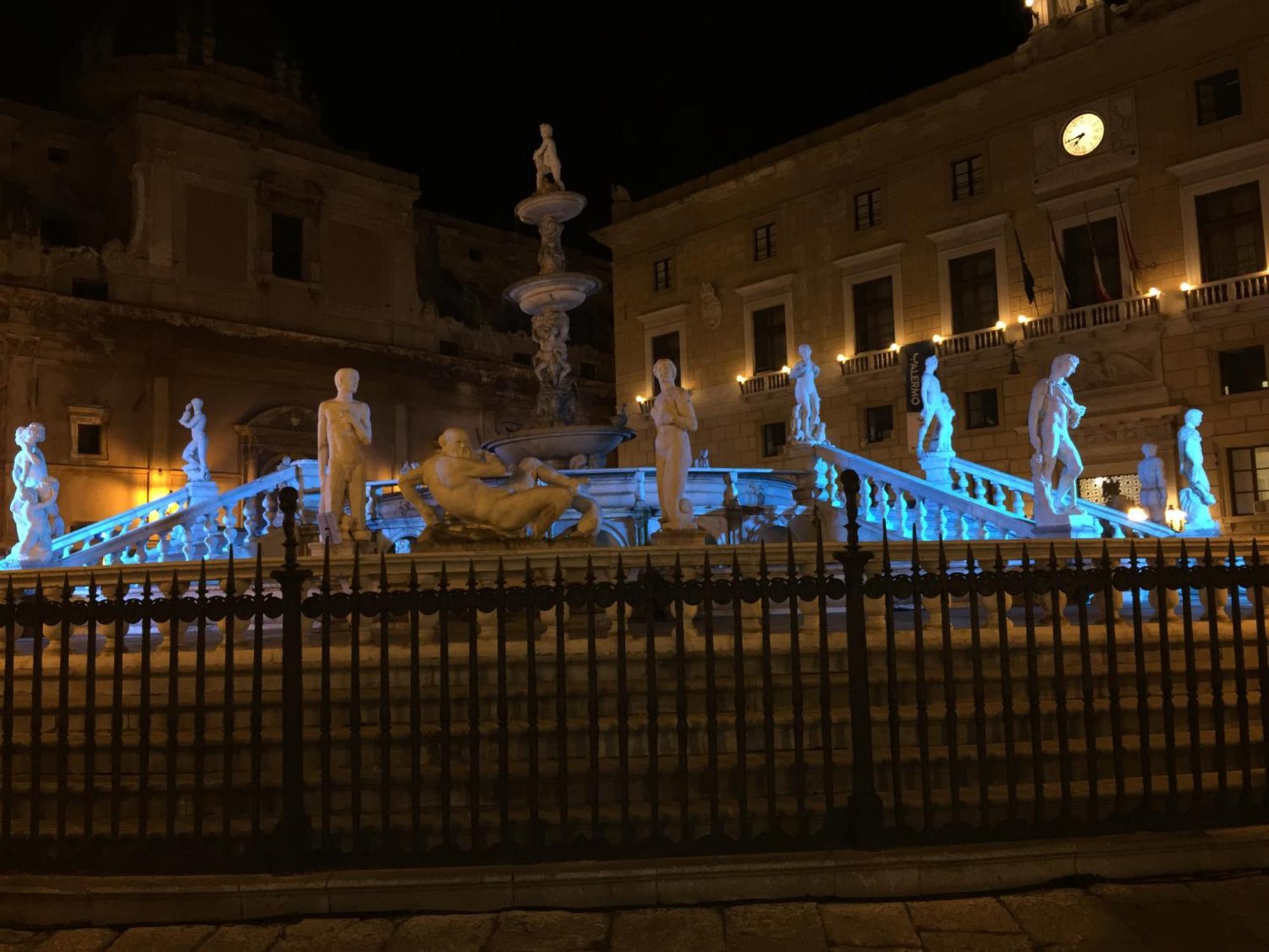 Normanni Central House Palermo Bagian luar foto
