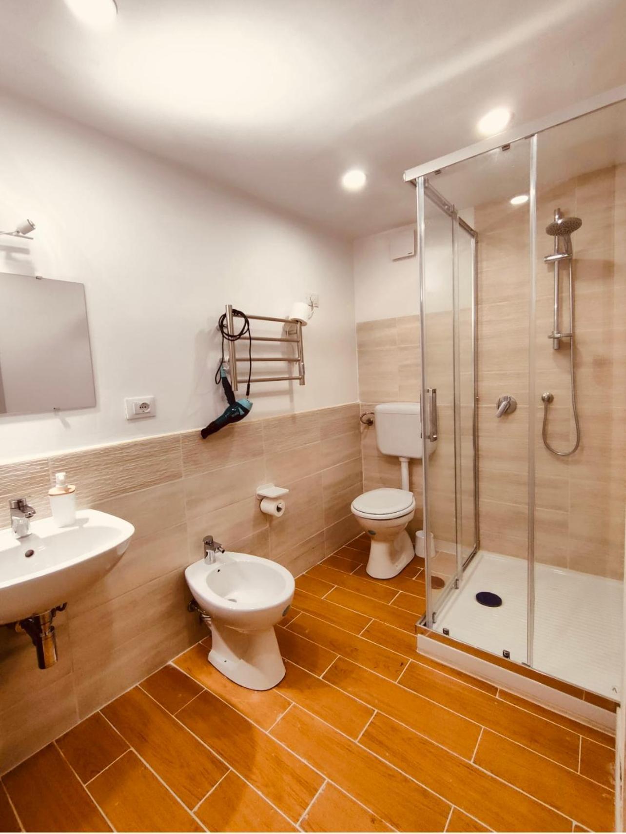 Normanni Central House Palermo Bagian luar foto